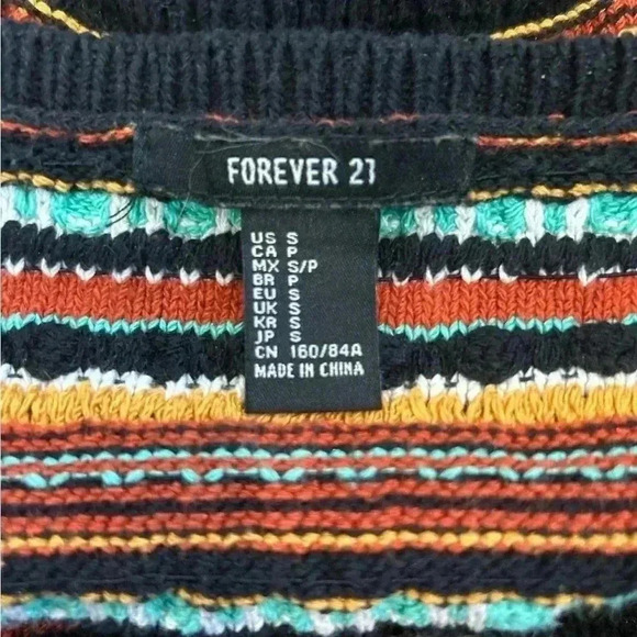 Forever 21 knit striped orange and blue crop top in size small - Picture 3 of 4